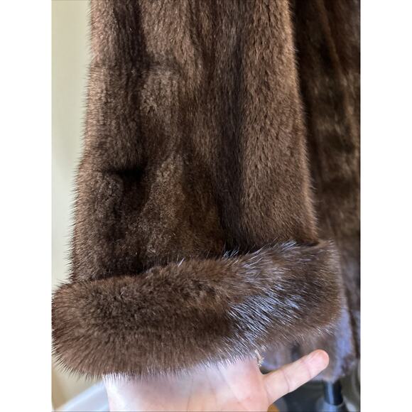 Mink Fur Coat Size L/XL dark brown cuffs ,wide collar print lining euc SEE MEASU - Picture 7 of 16